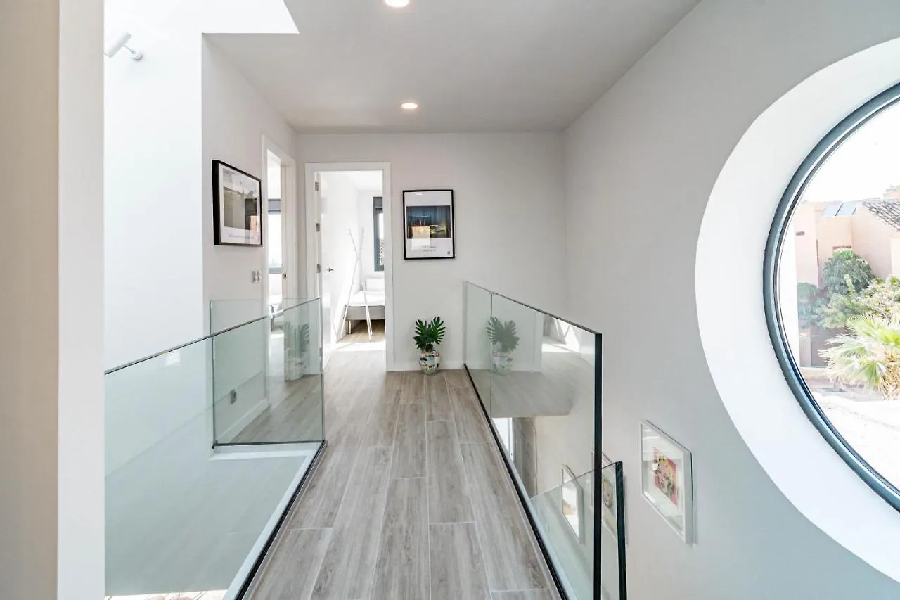 펜션 Lmt46 - Modern Style Spacious Townhouse 에스테포나